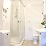 Ela Apartment *